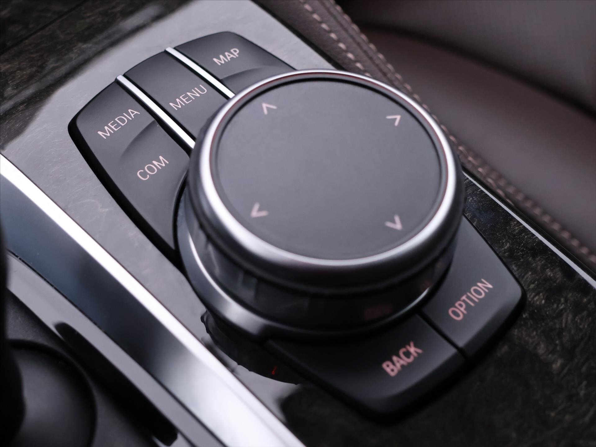 BMW Řada 5 Kombi 3,0 l 250 kw