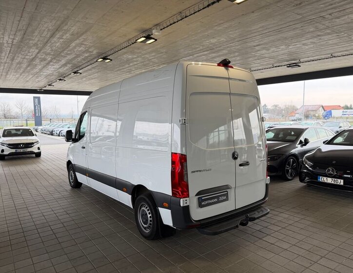 Mercedes-Benz Sprinter 7