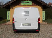 Mercedes-Benz Vito 5