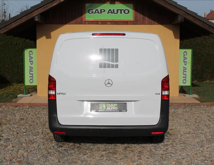 Mercedes-Benz Vito 5