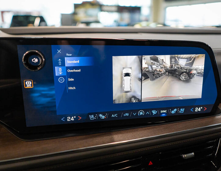 Chevrolet Tahoe SUV 6,2 l 313 kw