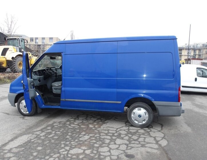 Ford Transit Skříň 2,2 l 63 kw