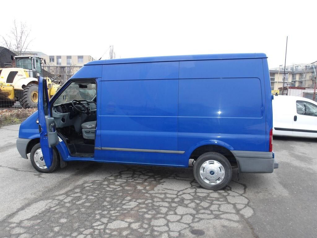 Ford Transit Skříň 2,2 l 63 kw