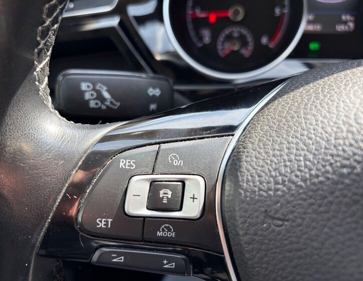 Volkswagen Touran MPV 2,0 l 110 kw