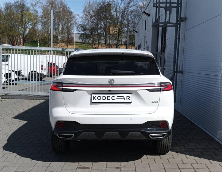 MG HS SUV / Terénní 1,5 l 125 kw