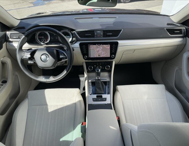 Škoda Superb Kombi 2,0 l 110 kw