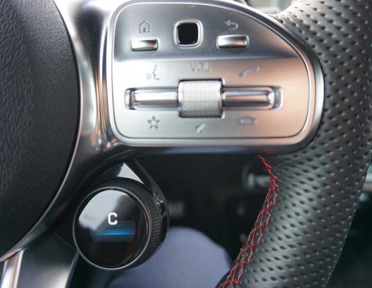 Mercedes-Benz CLA 21