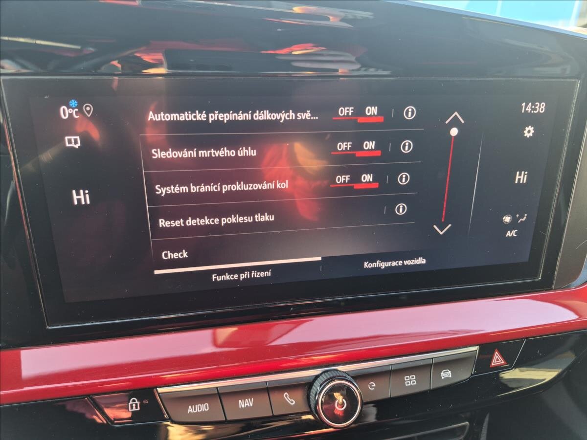 Opel Mokka Hatchback 0,0 100 kw