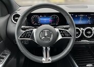 Mercedes-Benz GLA 10