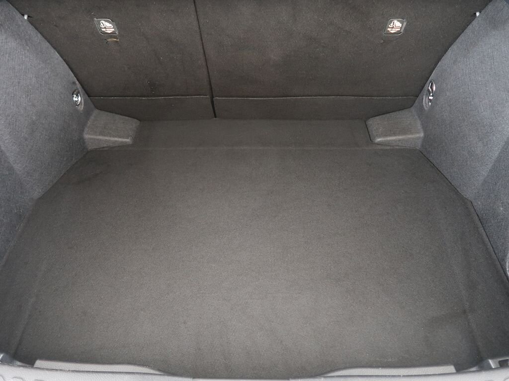 Toyota C-HR SUV / Terénní 1,8 l 72 kw