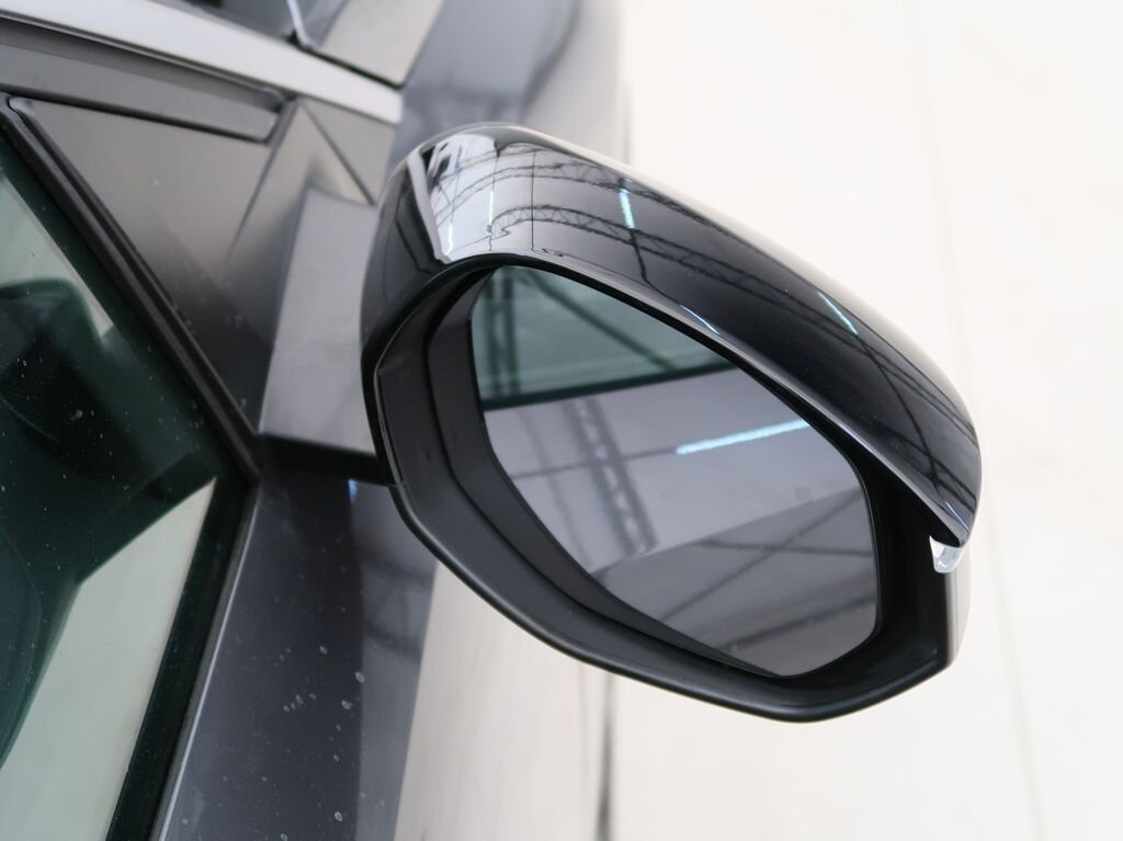 Peugeot 3008 SUV 1,2 l 100 kw