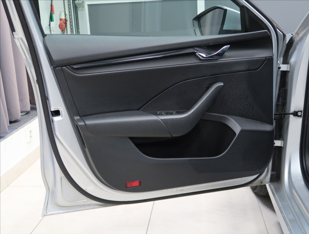 Škoda Octavia Liftback 2,0 l 85 kw