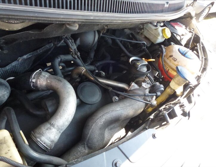 Volkswagen Multivan Kombi 2,5 l 128 kw