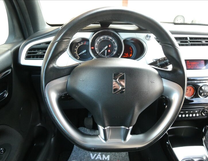 Citroën DS3 Hatchback 1,6 l 88 kw