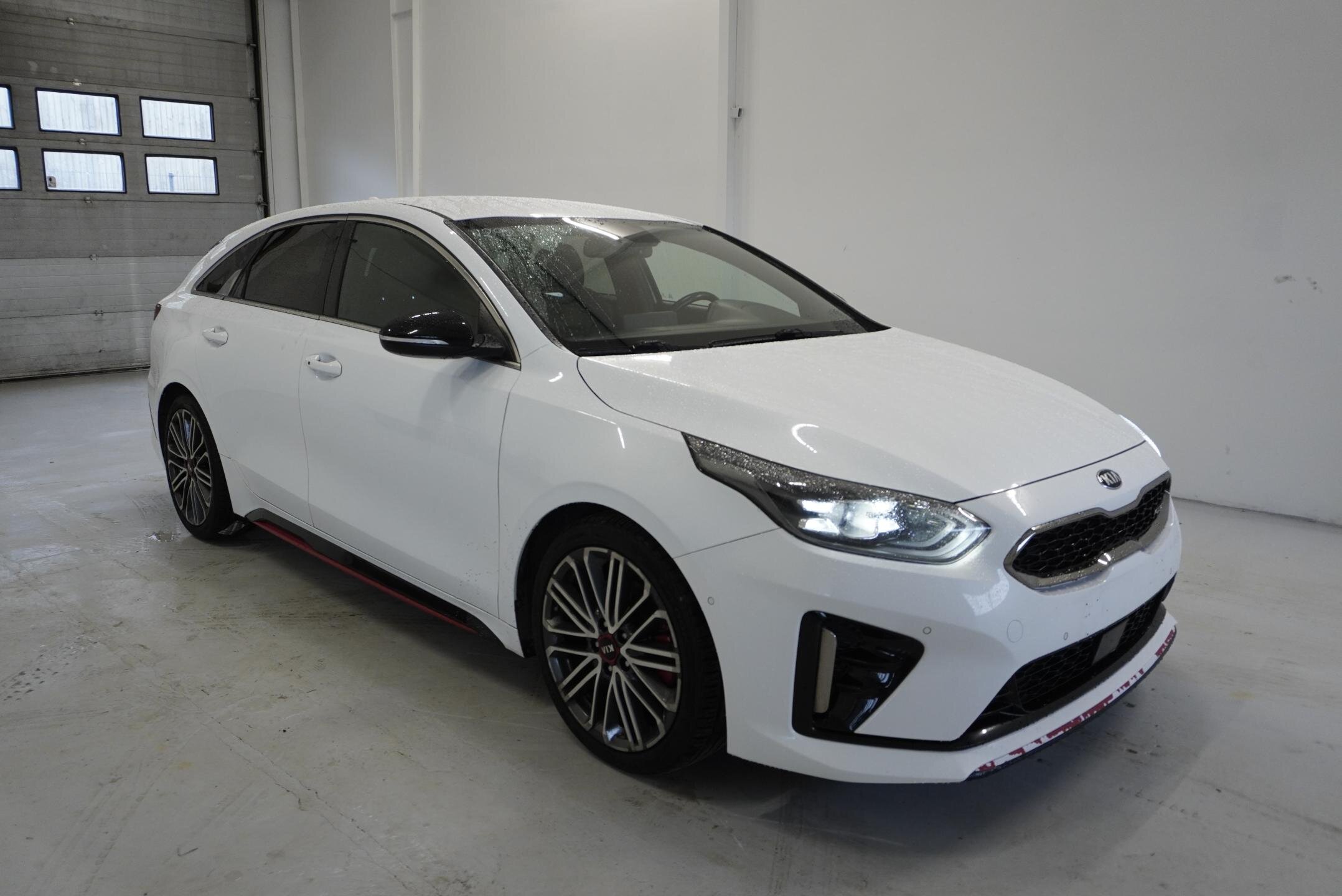 KIA ProCeed Hatchback 1,6 l 150 kw