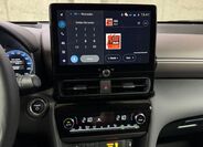 Toyota Yaris Cross 16