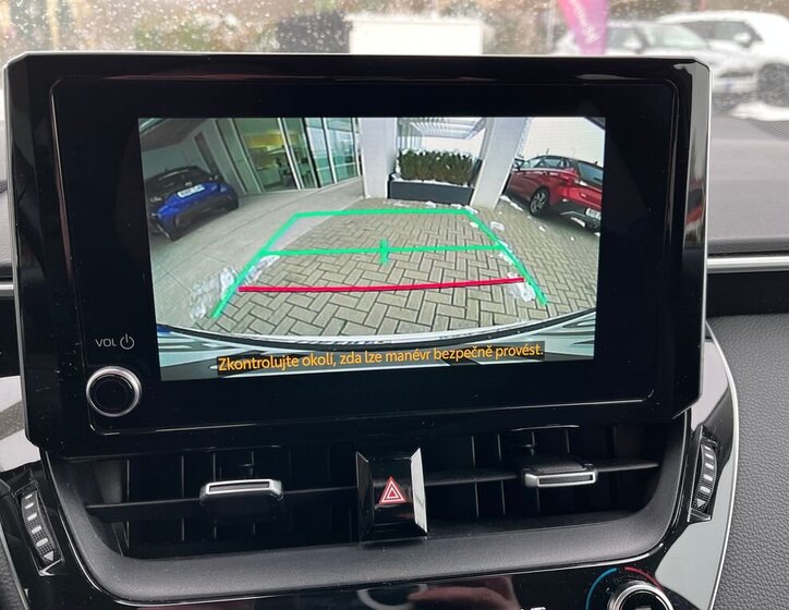 Toyota Corolla Sedan 1,5 l 92 kw