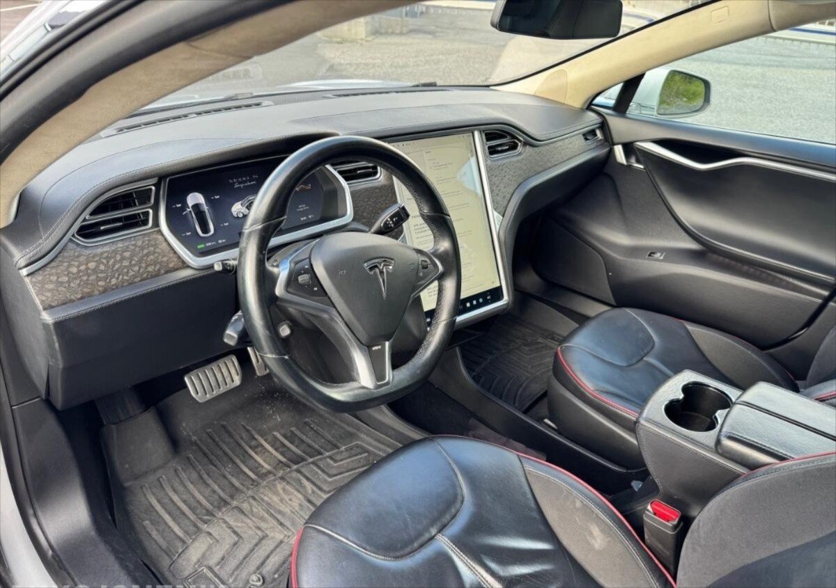 Tesla Model S Sedan / Limuzína 0,0 310 kw