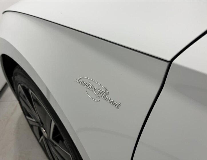 Škoda Superb Liftback 1,4 l 160 kw