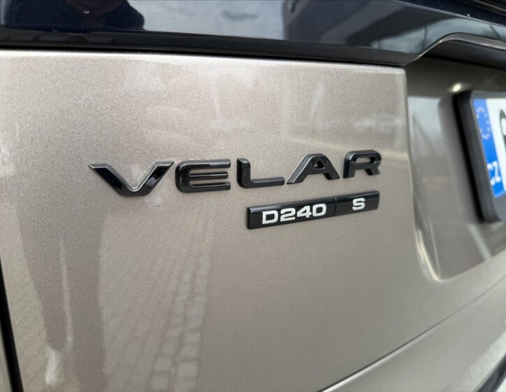 Land Rover Range Rover Velar SUV / Terénní 2,0 l 177 kw