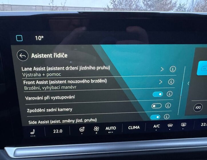 Volkswagen Caravelle 27