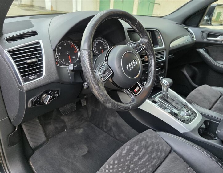 Audi Q5 SUV / Terénní 3,0 l 180 kw