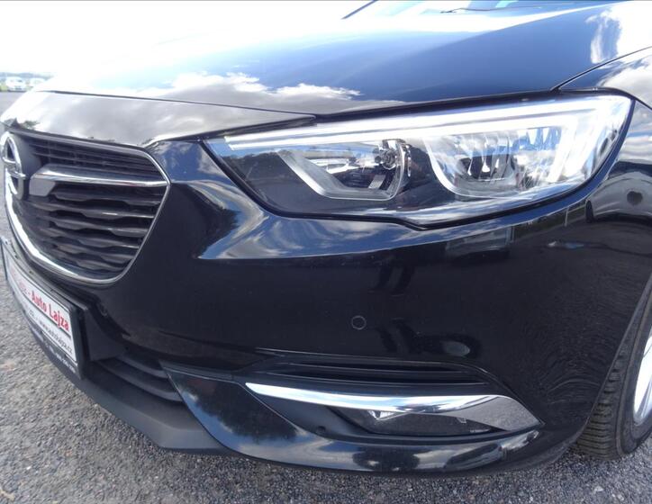 Opel Insignia 4