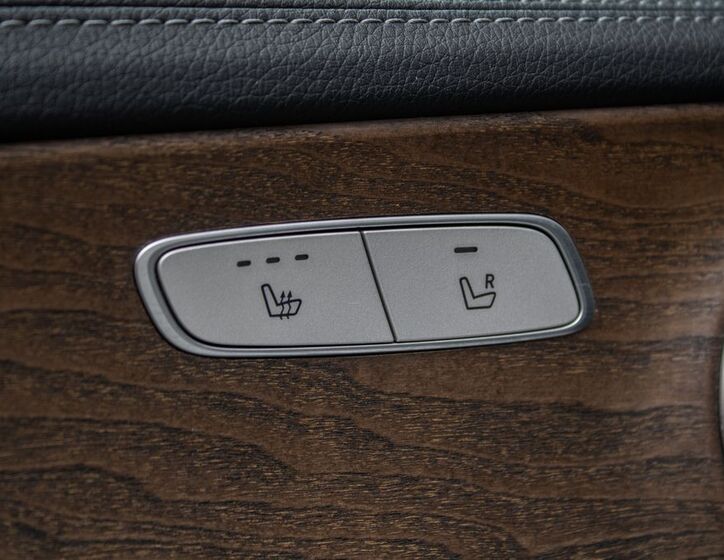 Mercedes-Benz Třídy E 30