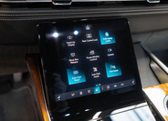 Cadillac Escalade 32