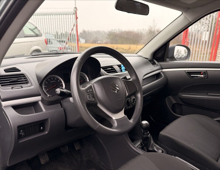 Suzuki Swift Hatchback 1,2 l 69 kw