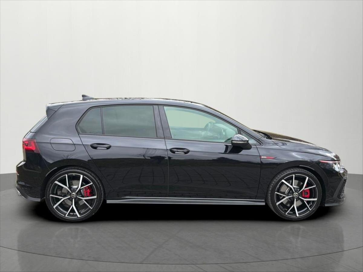 Volkswagen Golf Kombi 2,0 l 180 kw