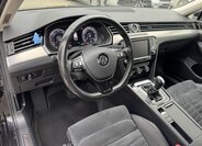 Volkswagen Passat 30