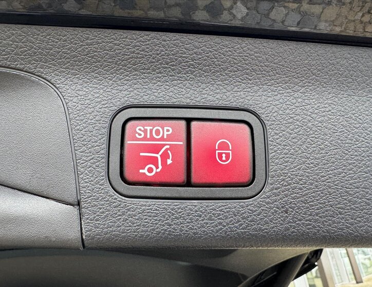 Mercedes-Benz GLS 37