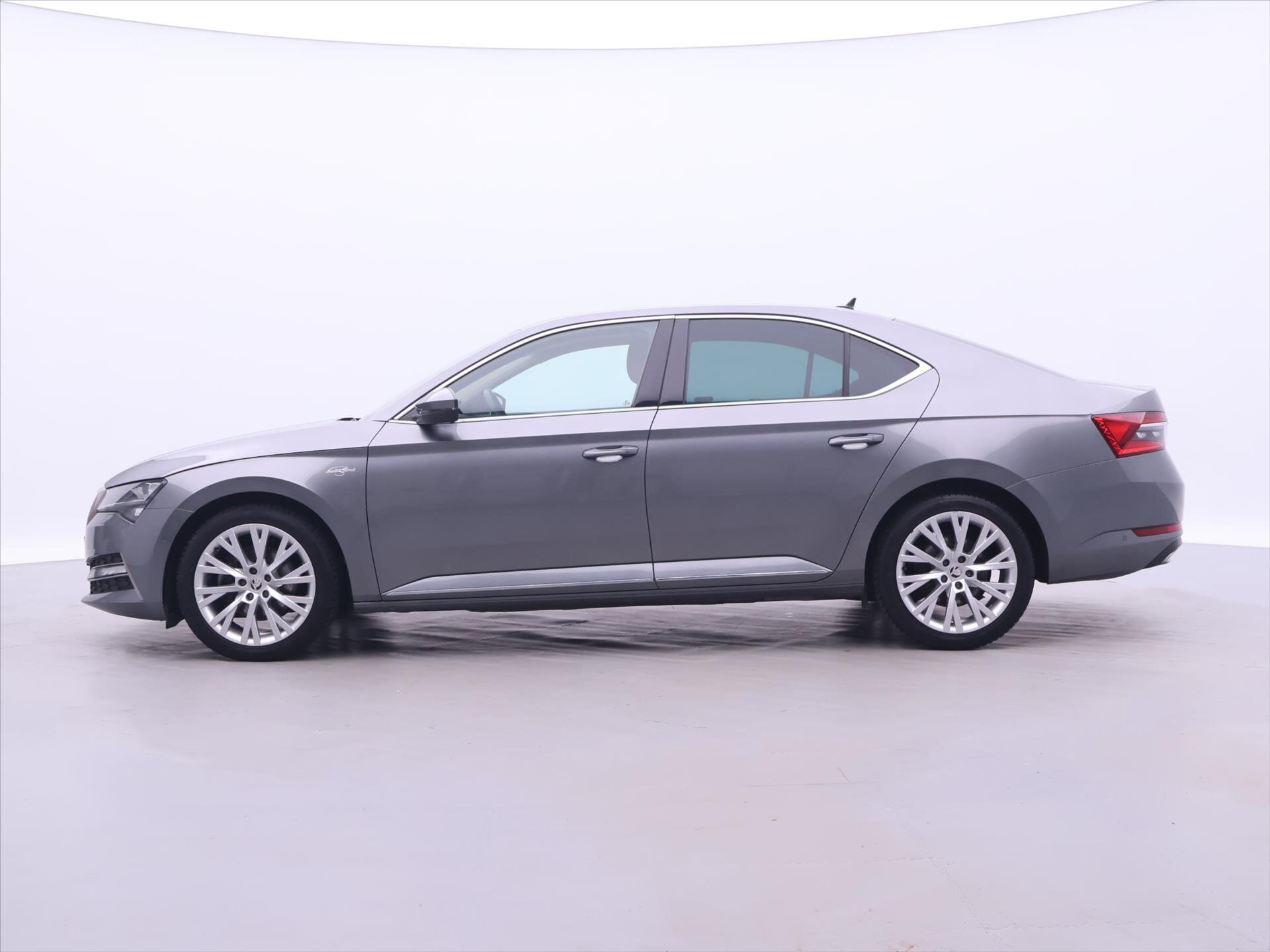Škoda Superb Liftback 2,0 l 110 kw