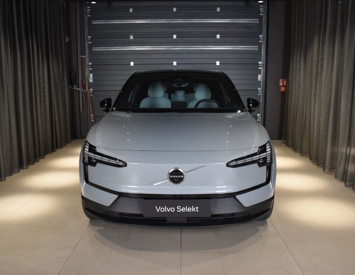 Volvo EX30 SUV / Terénní 0,0 315 kw