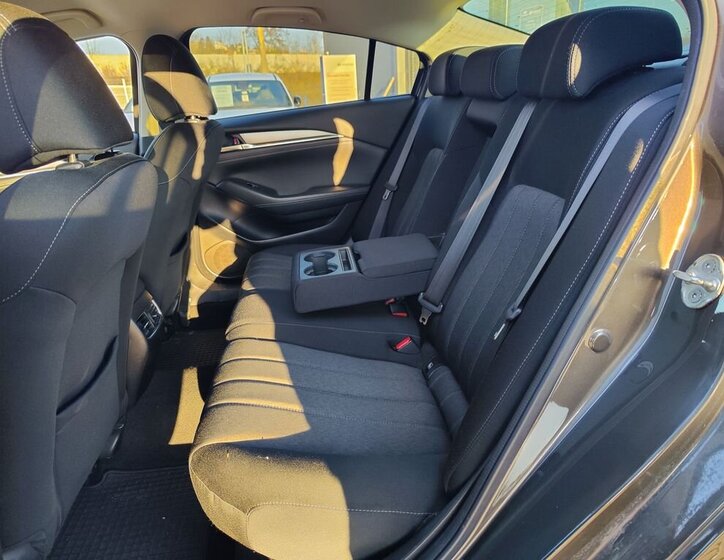 Mazda 6 Sedan 2,0 l 121 kw