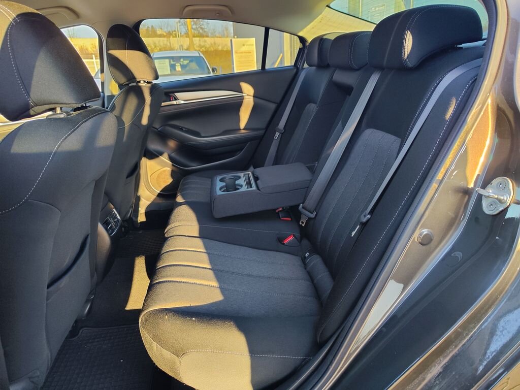 Mazda 6 Sedan 2,0 l 121 kw