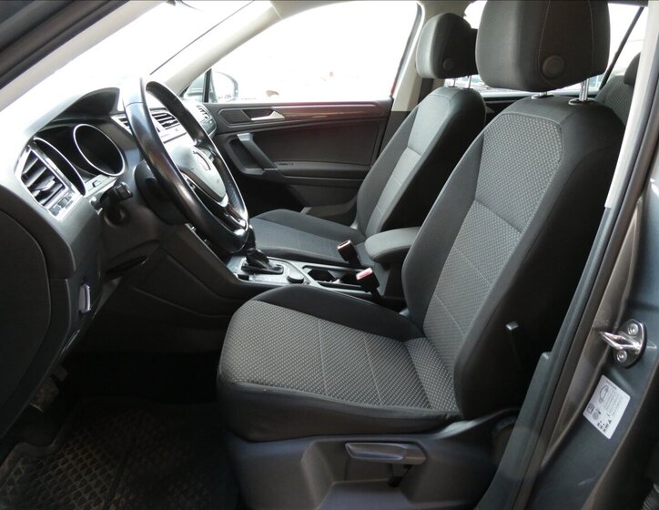Volkswagen Tiguan Allspace SUV / Terénní 2,0 l 140 kw