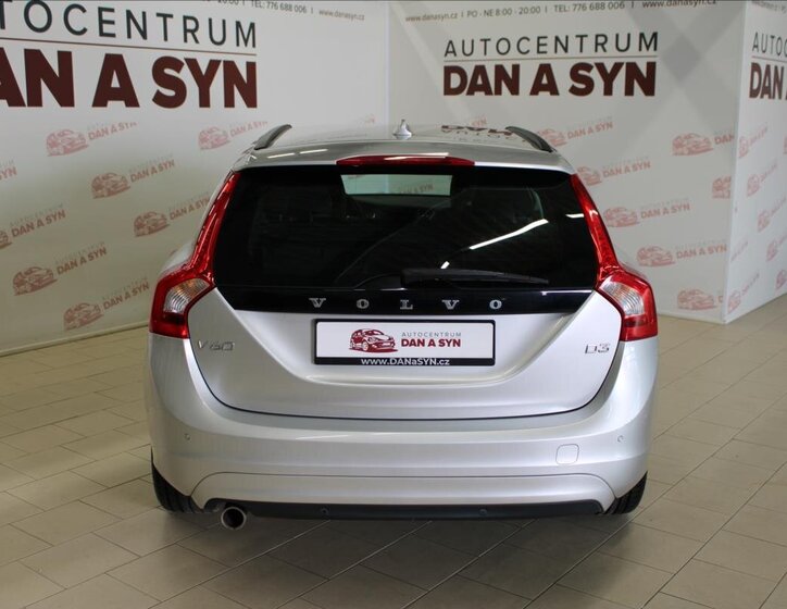 Volvo V60 Kombi 2,0 l 110 kw