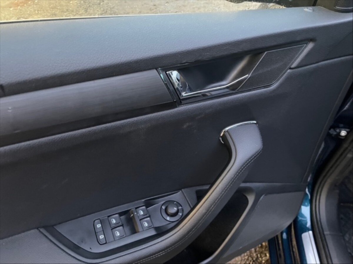 Škoda Superb Kombi 2,0 l 110 kw