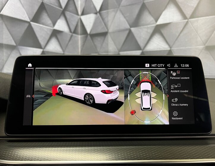 BMW Řada 5 Kombi 3,0 l 210 kw