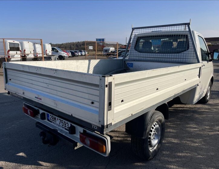 Volkswagen Transporter Valník 1,9 l 75 kw