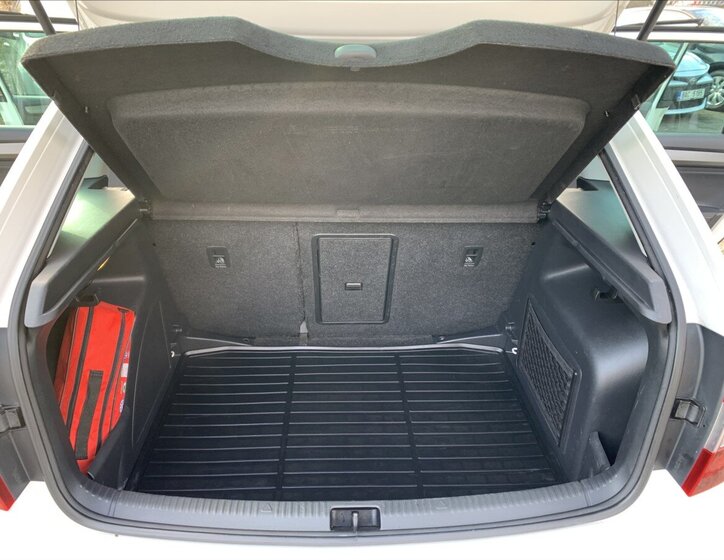 Škoda Rapid Hatchback 999,0 81 kw