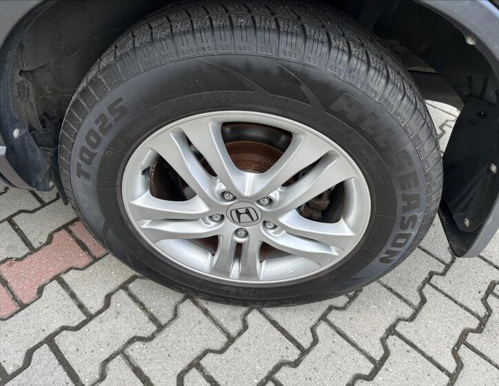 Honda CR-V SUV / Terénní 2,0 l 110 kw