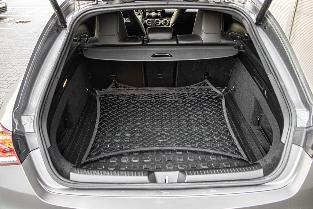 Mercedes-Benz CLA Kombi 2,0 l 321 kw