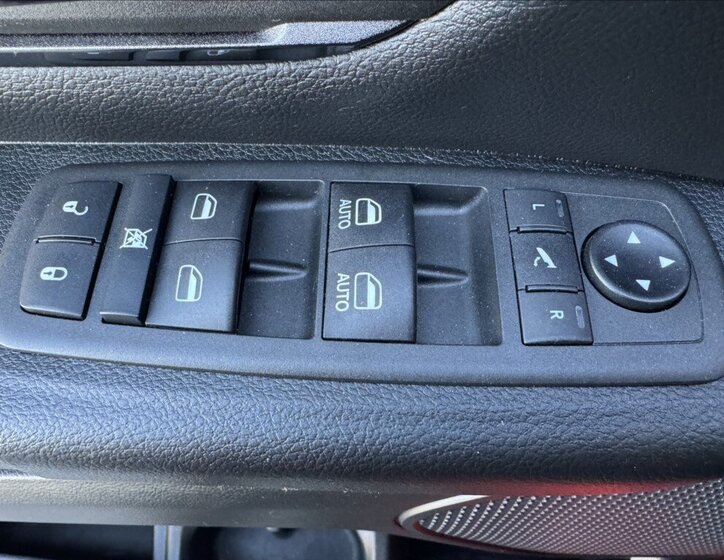 Dodge RAM 1500 Pick-up 5,7 l 295 kw