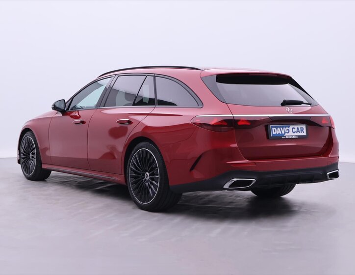 Mercedes-Benz Třídy E Kombi 2,0 l 145 kw