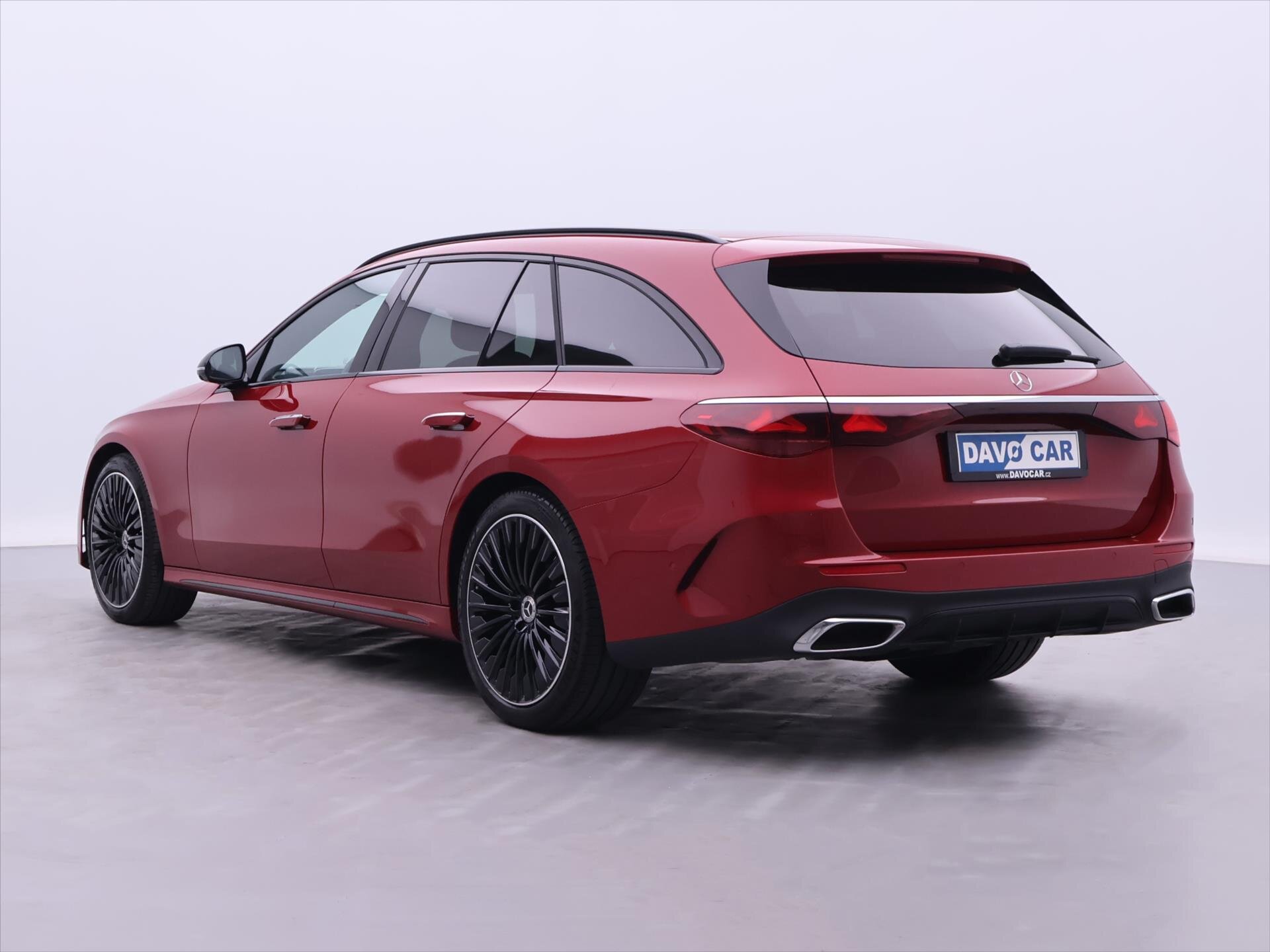 Mercedes-Benz Třídy E Kombi 2,0 l 145 kw