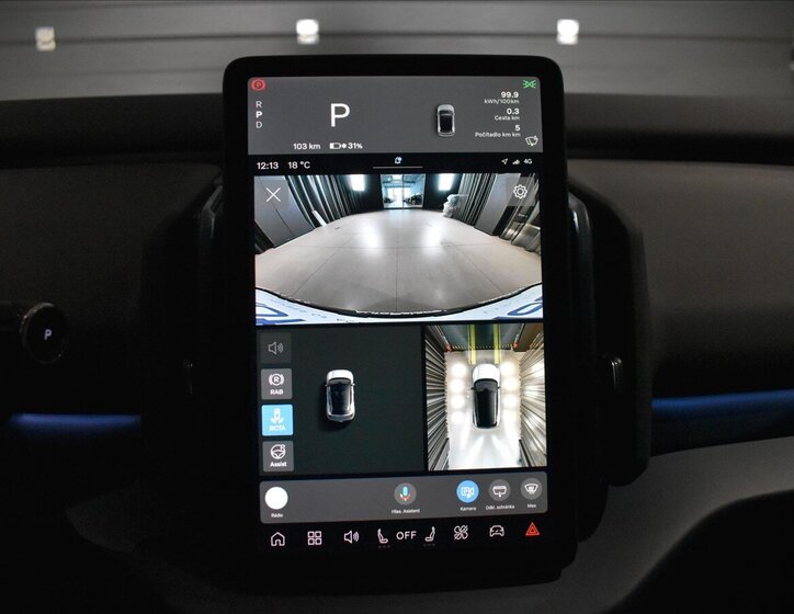 Volvo EX30 SUV / Terénní 0,0 315 kw