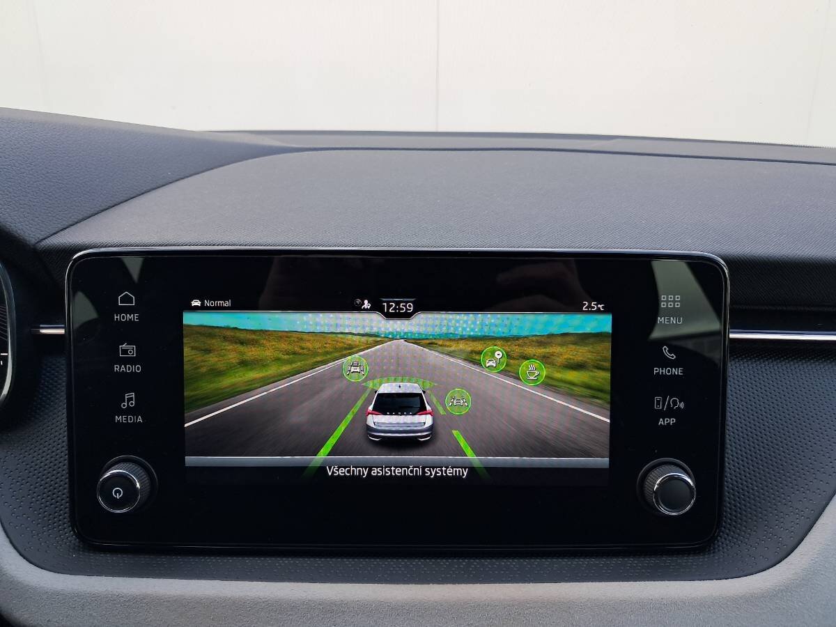 Škoda Scala Hatchback 999,0 85 kw